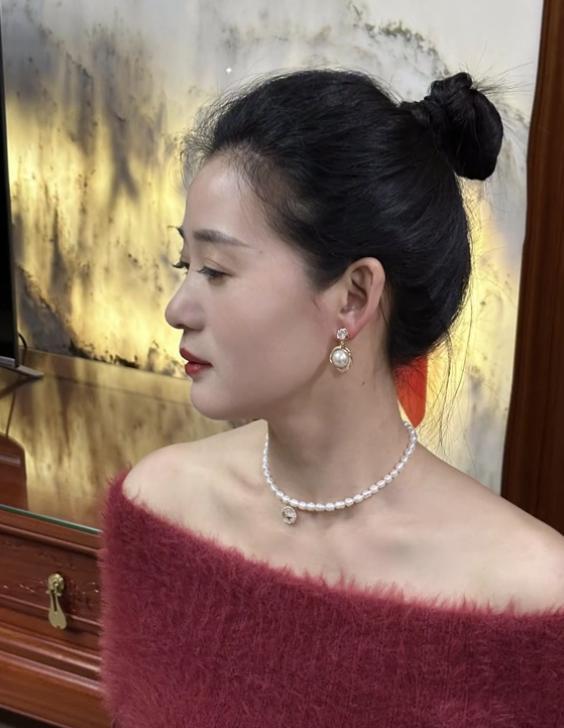 自己老妈老爸回家眼都看直了抱着狂亲不撒手pg电子免费模拟器游戏湖南00后女子爆改(图8)